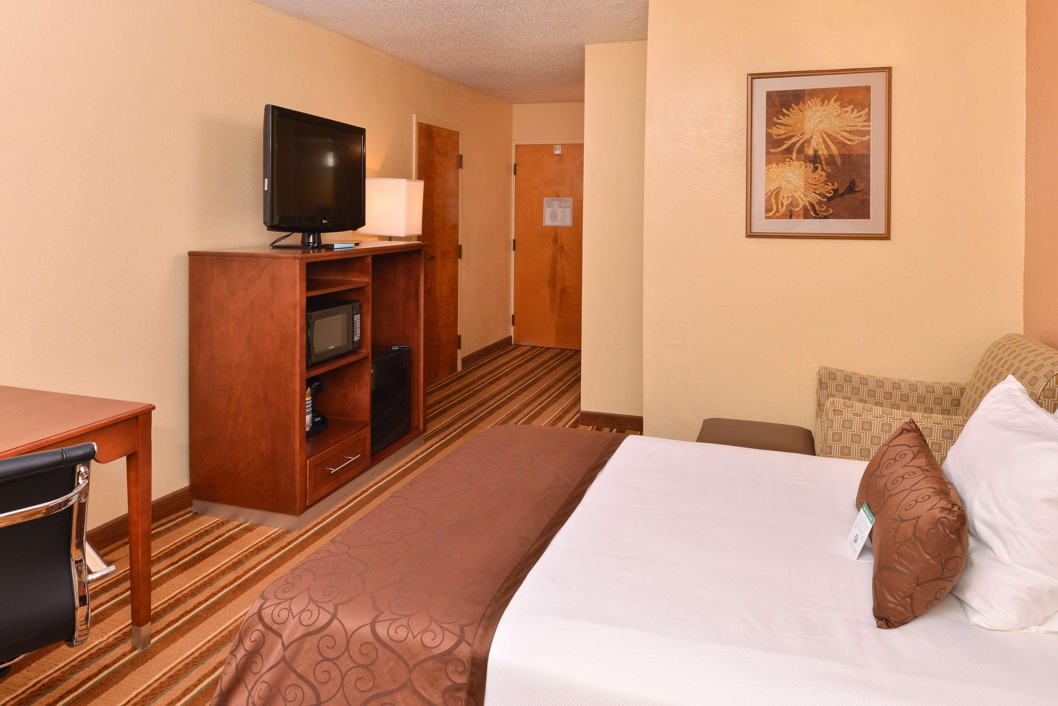 Western Richmond Hotel
