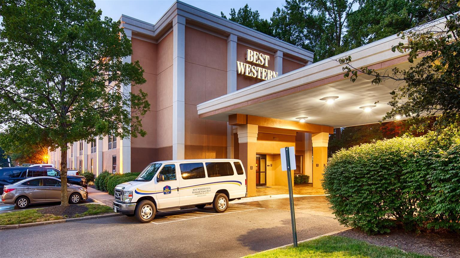 Western Richmond Hotel 3*